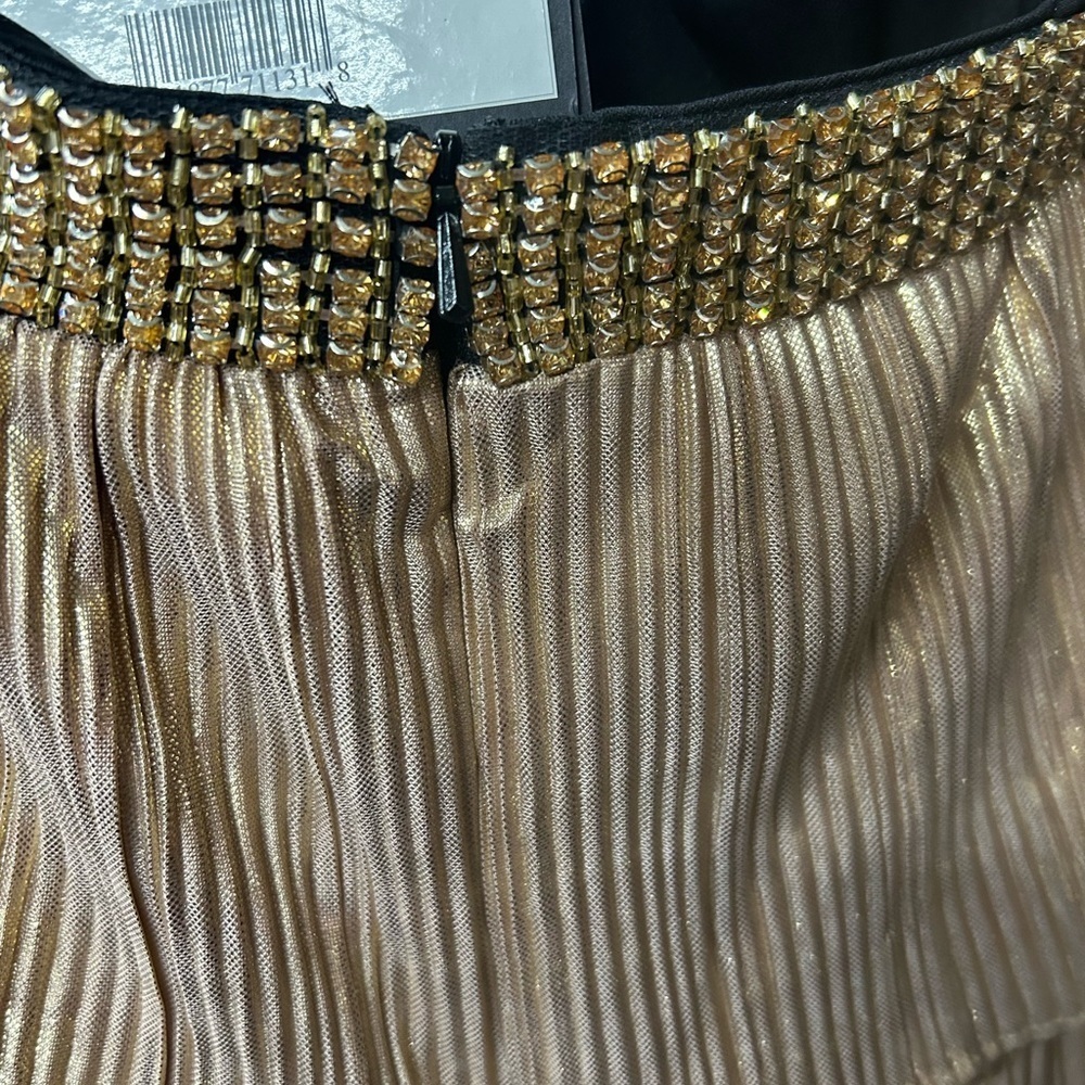 Mac Duggal 26742 NWT METALLIC ONE SHOULDER RUFFLE TIERED GOWN - Picture 6 of 10